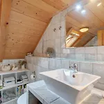 Talblickhof Mit 100 Qm *