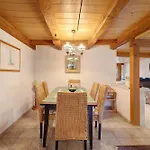 Talblickhof Mit 100 Qm *